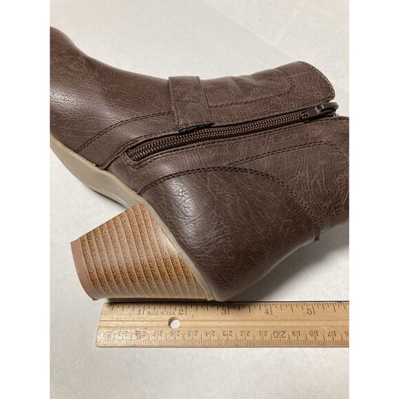 Womens Faux Leather Ankle Shoe Boots w Side Zipper Brown Unbranded Size 8M - Picture 10 of 10